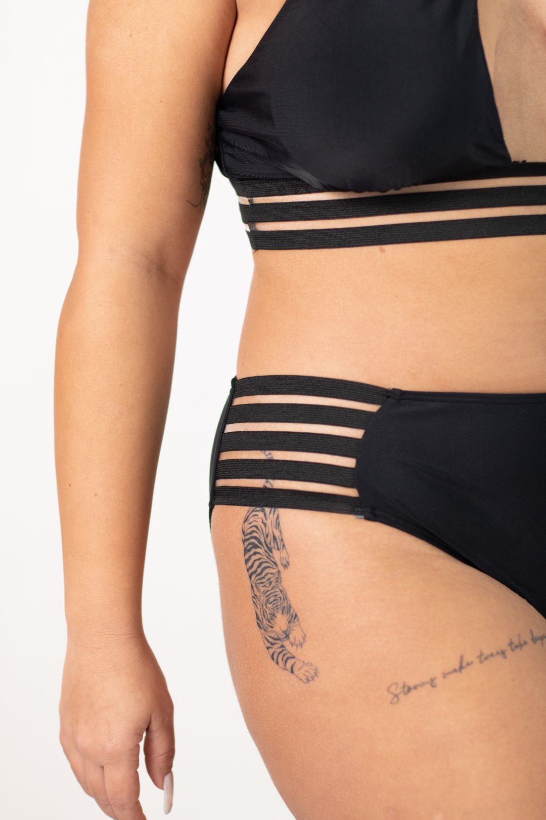 CARLY - TOP | woman's swimwear bikini