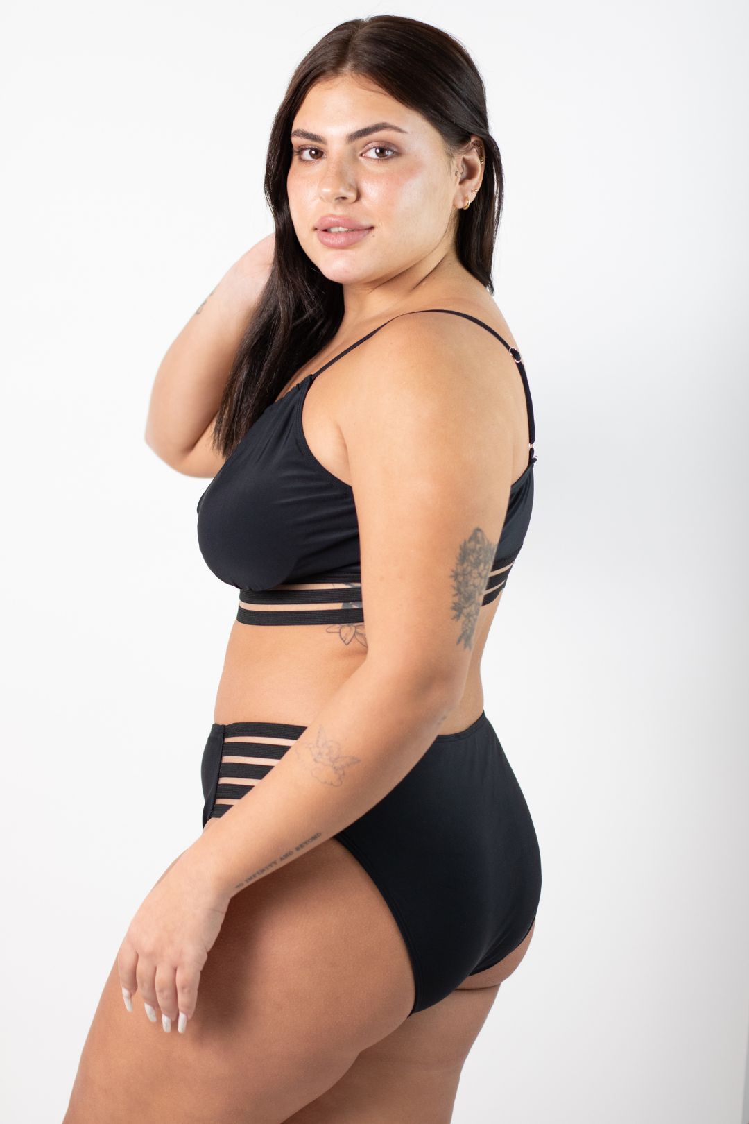 CARLY - TOP | woman's swimwear bikini